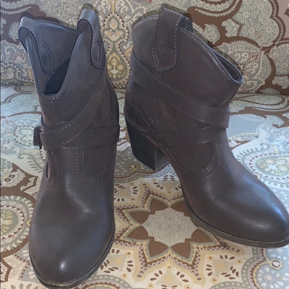 Women’s Booties